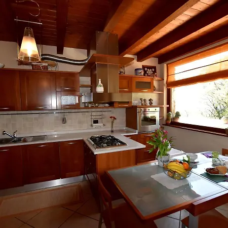 Villa Dosso Della Regina 4 *